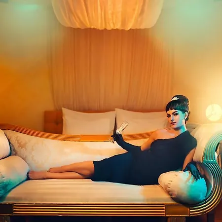 Anybody - Awarded Hotel
